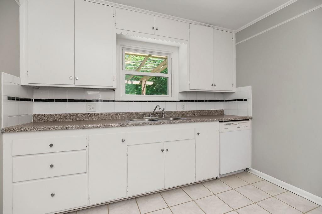 7433 Lamar Avenue — photo 16