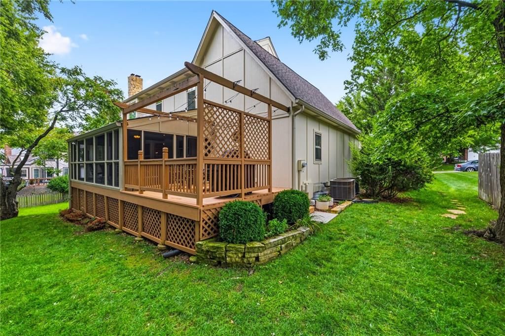 12120 Goddard Street — photo 43