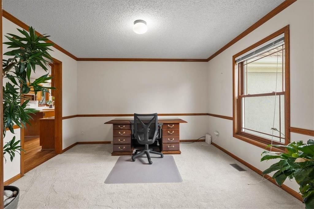 833 NW High Point Drive — photo 13