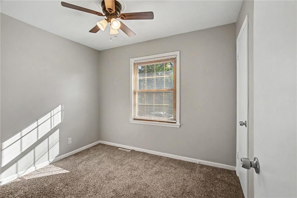 4630 NE Gladstone Avenue — photo 9