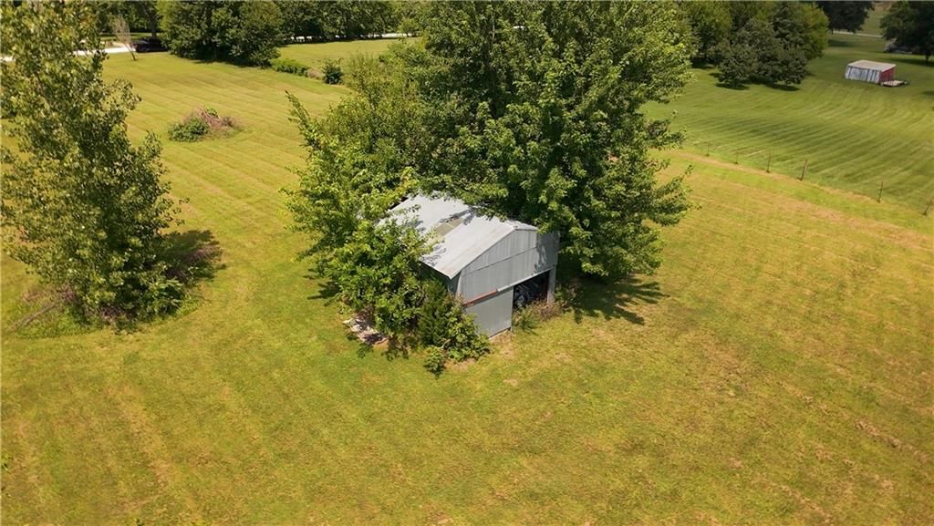 18741 Park Lane Circle — photo 24