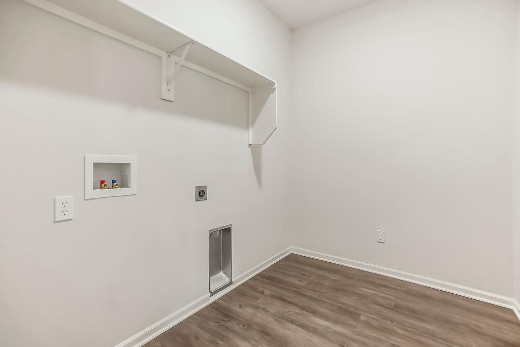 707 Roseberry Drive — photo 18