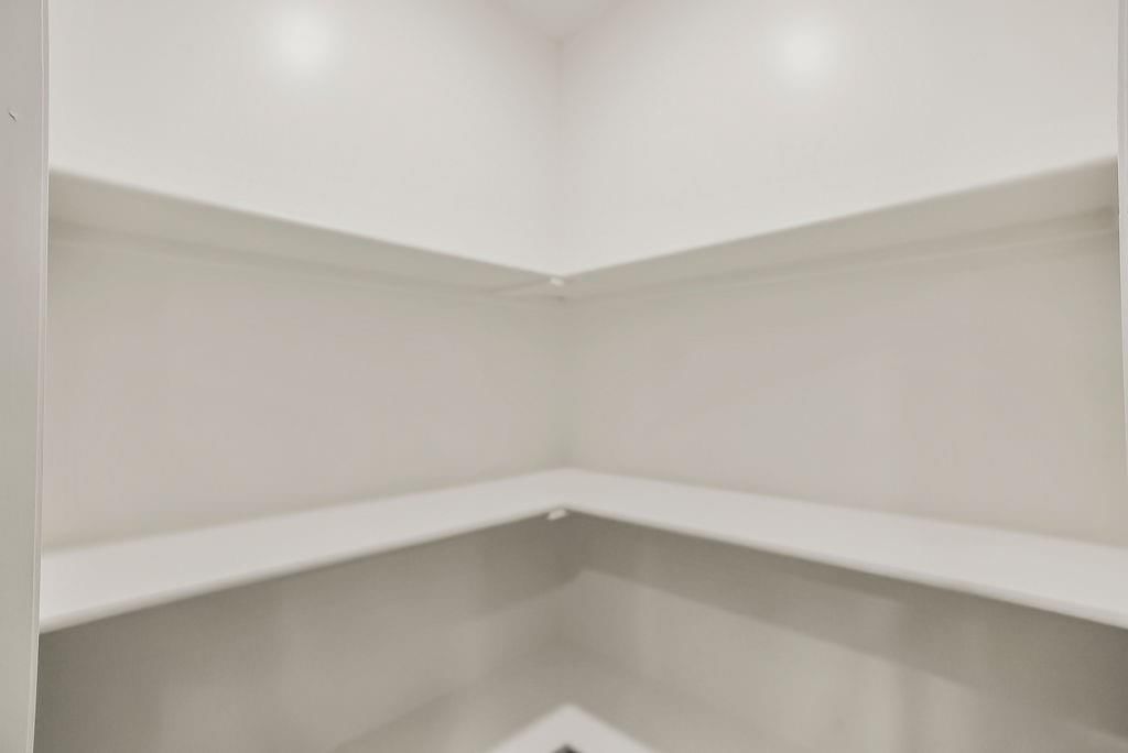 707 Roseberry Drive — photo 19