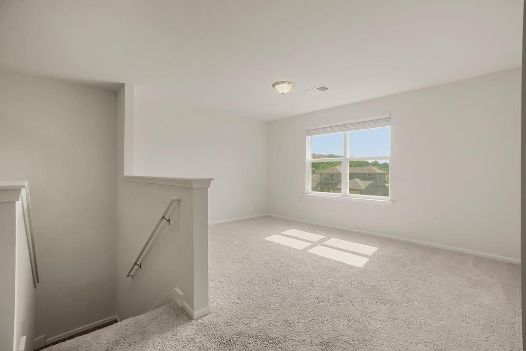 707 Roseberry Drive — photo 21