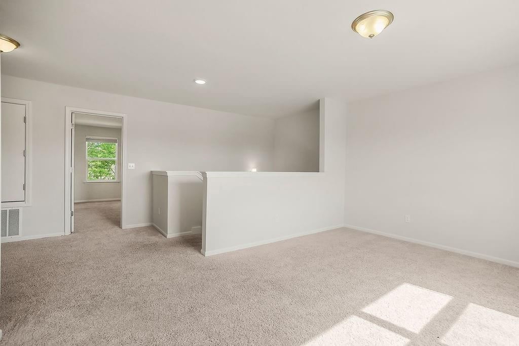 707 Roseberry Drive — photo 22