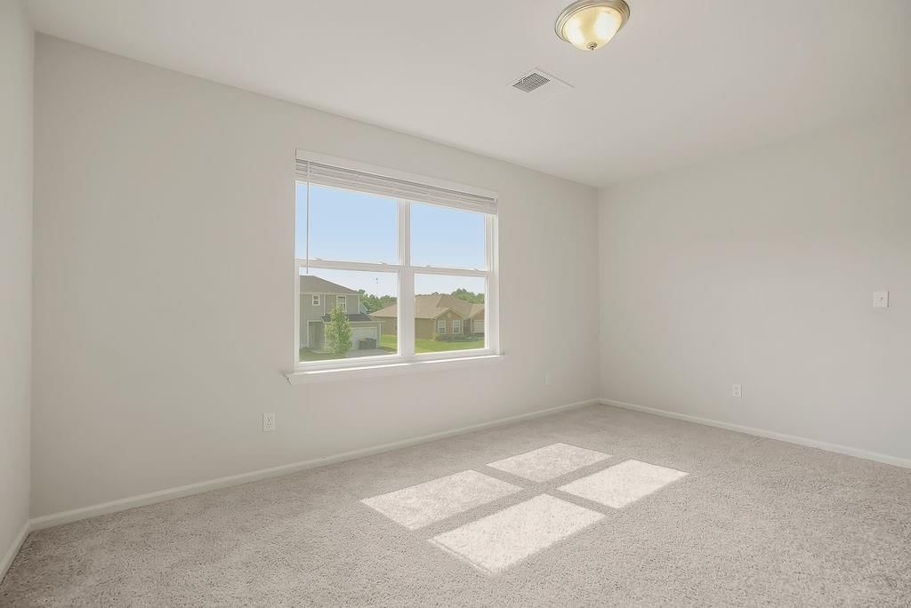 707 Roseberry Drive — photo 23