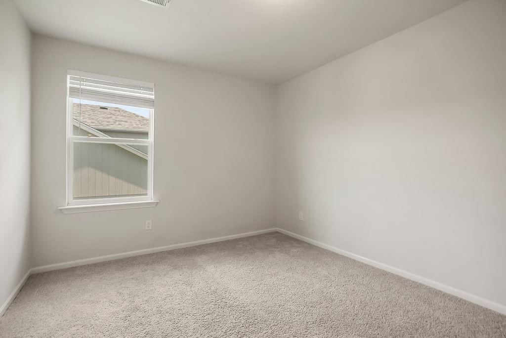 707 Roseberry Drive — photo 27