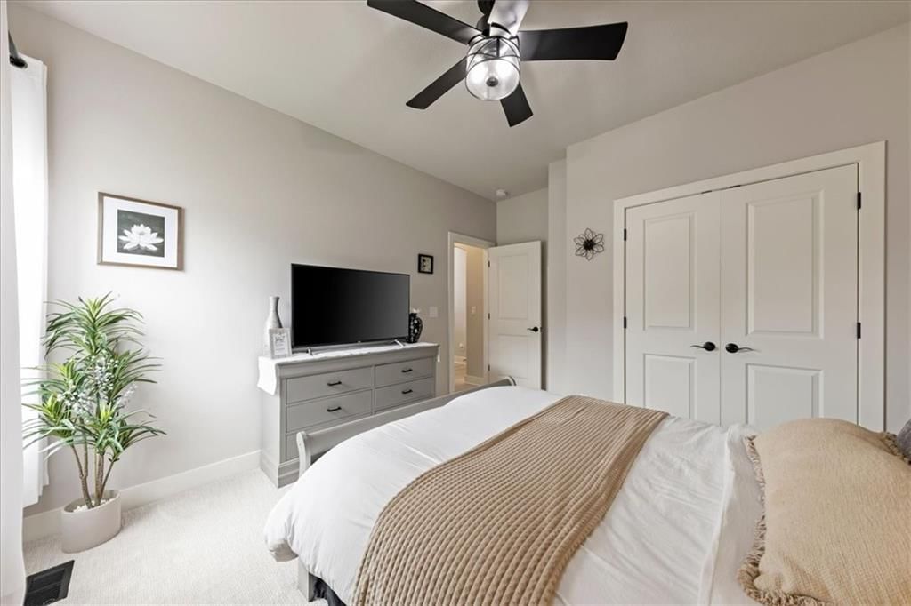 914 Zennor Lane — photo 14