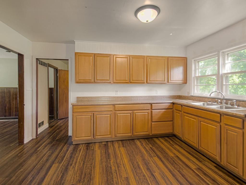 2113 N Liberty Street — photo 9