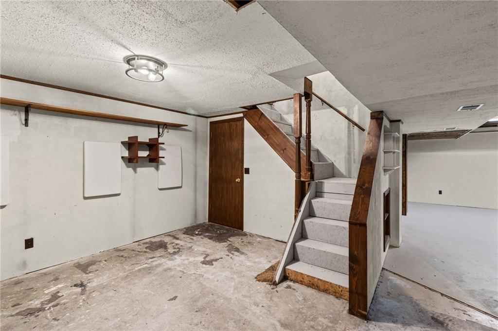 3593 State Route C Highway — photo 22