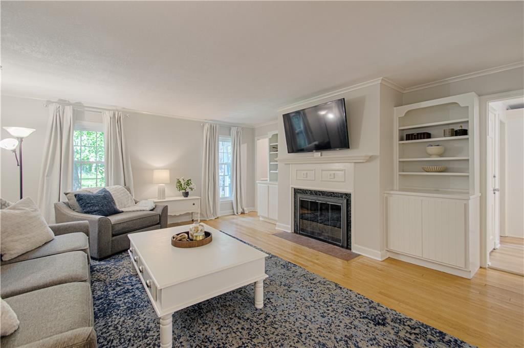 8751 Sleepy Hollow Road — photo 9