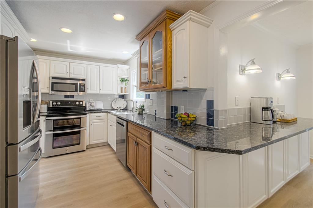 8751 Sleepy Hollow Road — photo 14
