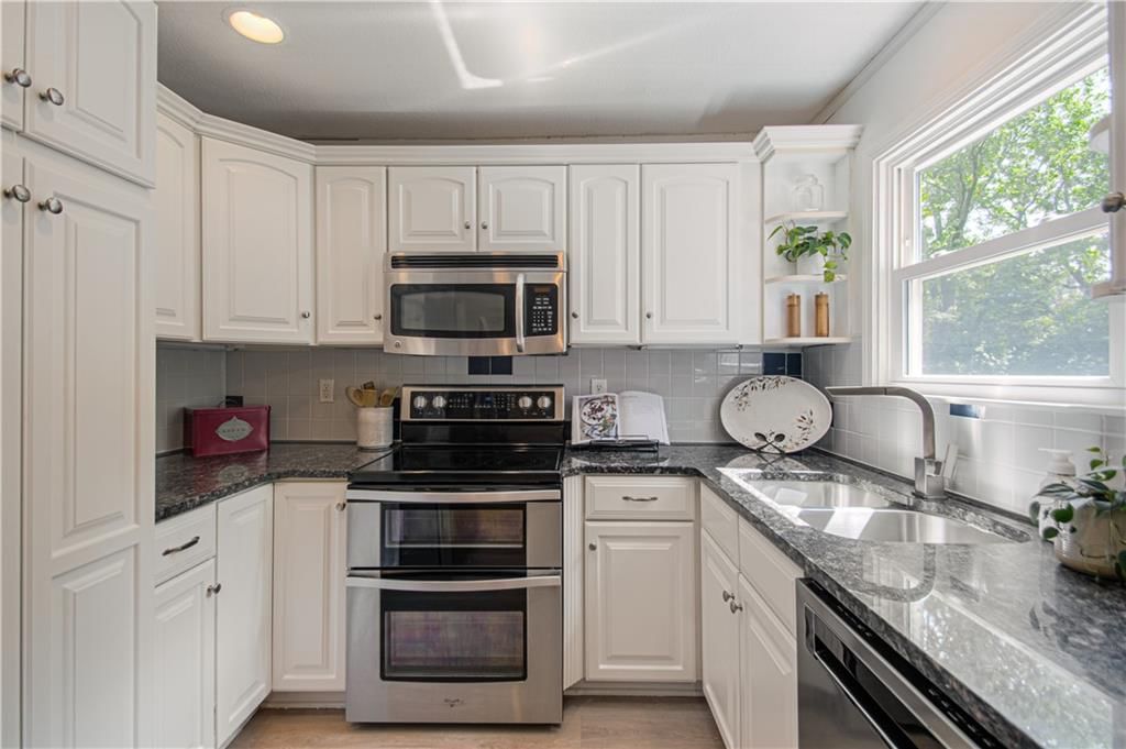 8751 Sleepy Hollow Road — photo 15