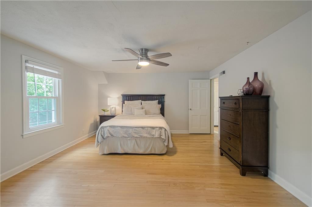 8751 Sleepy Hollow Road — photo 21