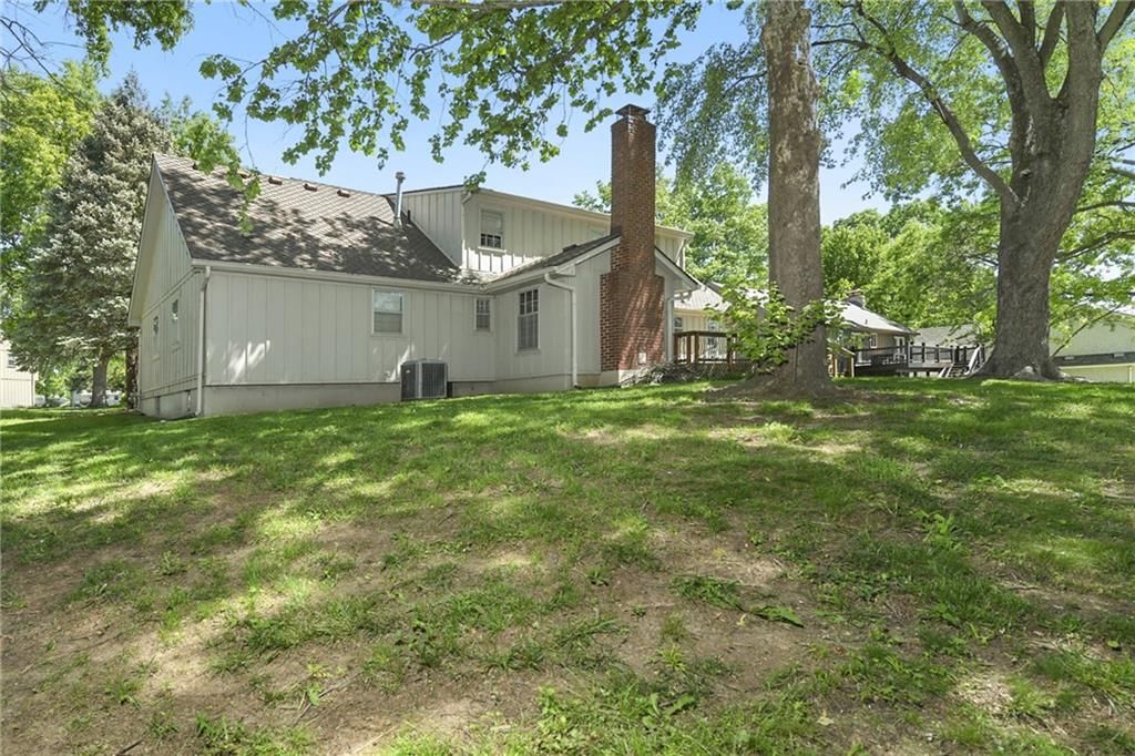 213 Juniper Street — photo 3