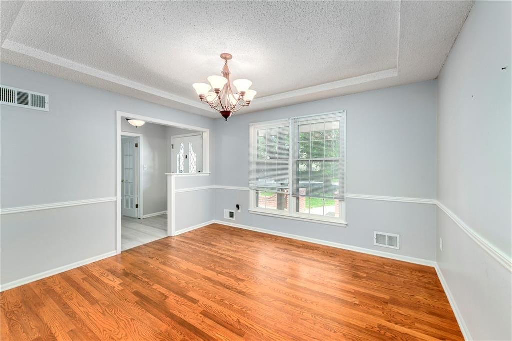 213 Juniper Street — photo 8
