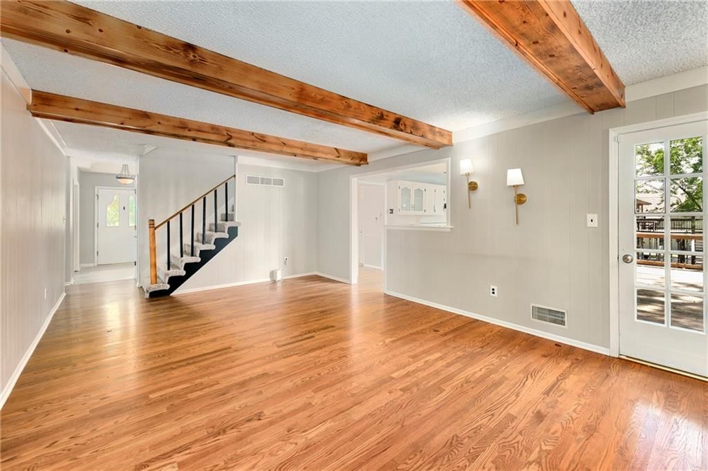 213 Juniper Street — photo 17