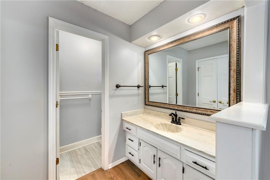 213 Juniper Street — photo 24