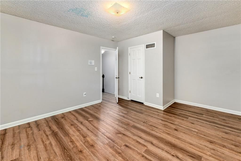 213 Juniper Street — photo 26