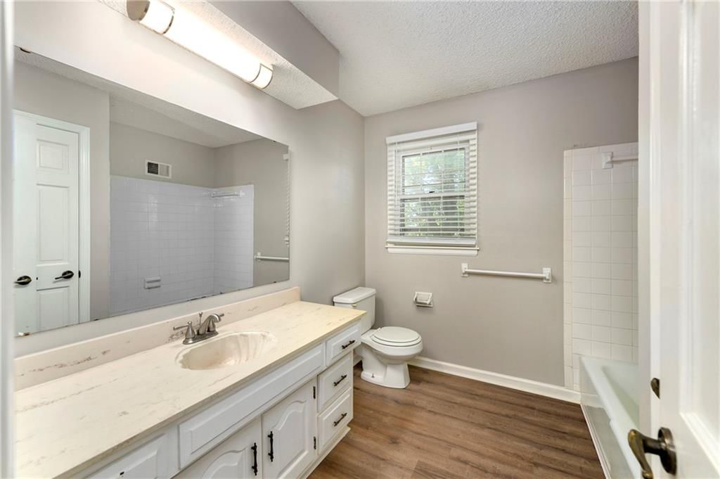 213 Juniper Street — photo 27