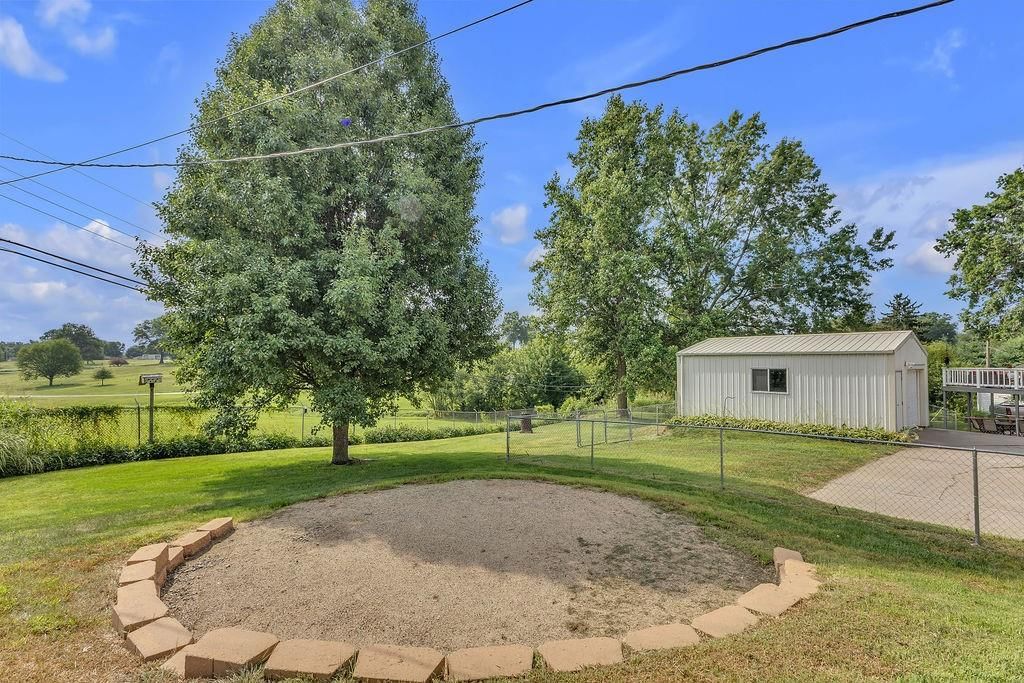 1501 Lion Road — photo 32