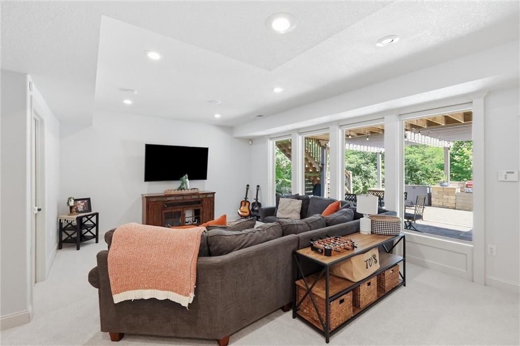 7821 N Kirkwood Avenue — photo 50