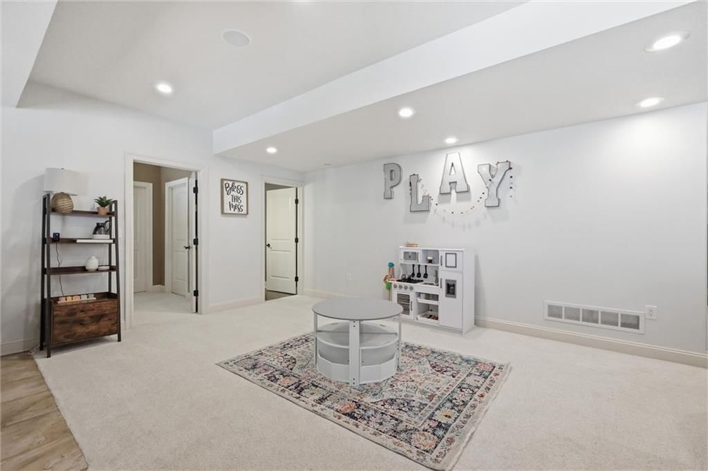7821 N Kirkwood Avenue — photo 55