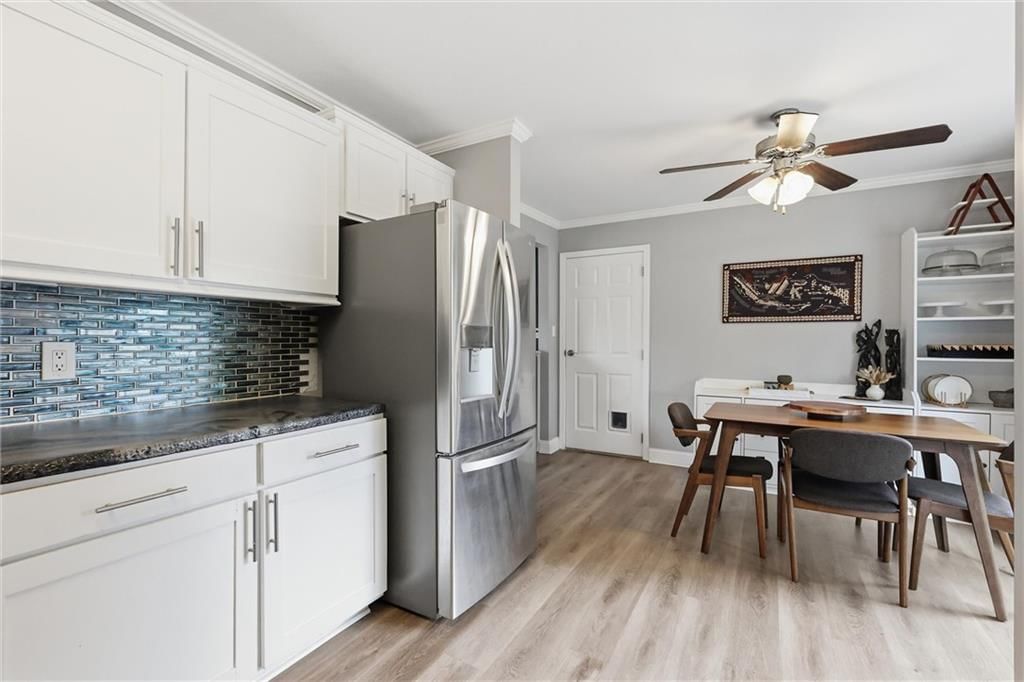 1825 Brook Street — photo 12