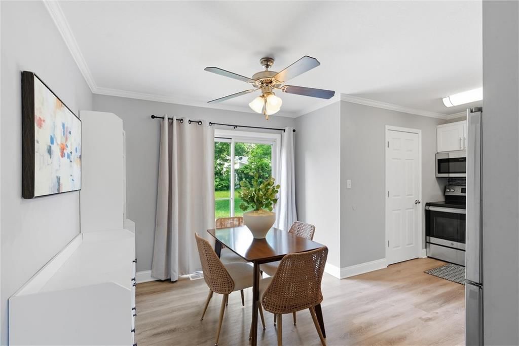 1825 Brook Street — photo 13
