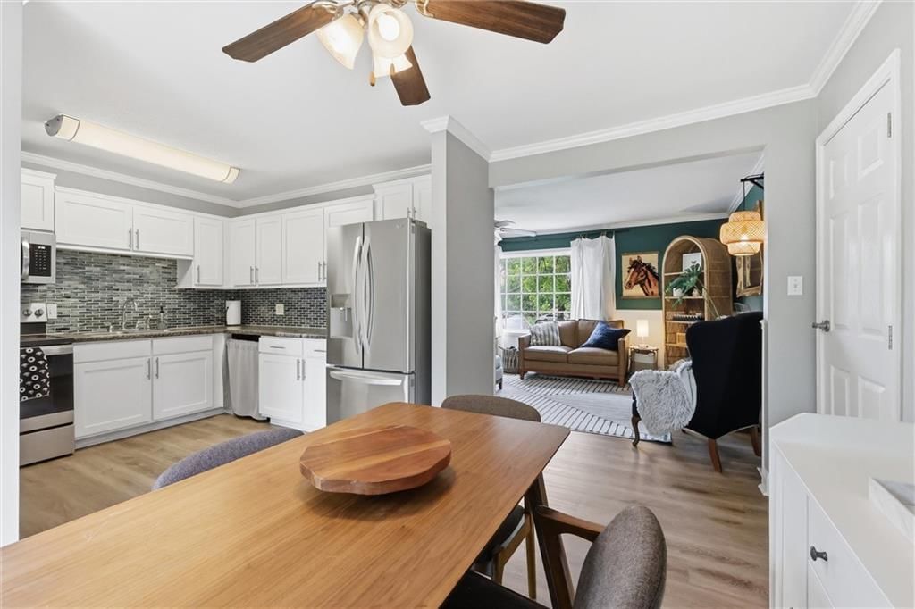 1825 Brook Street — photo 15