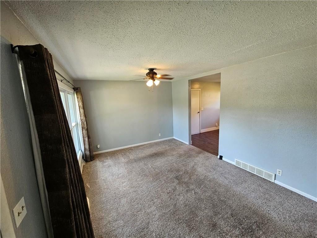 306 Pacific Drive — photo 5