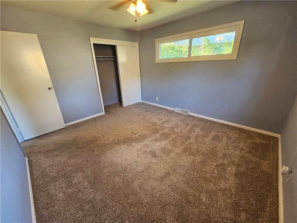 306 Pacific Drive — photo 12
