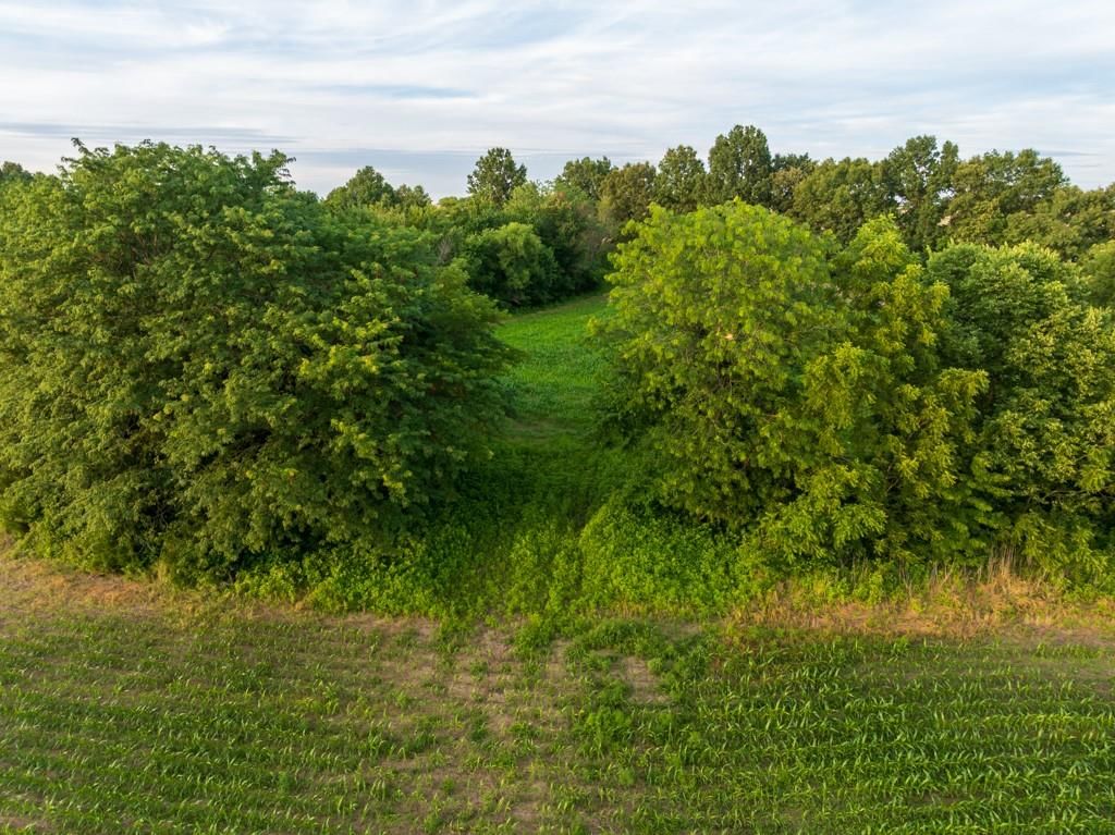 NE Marshall Road — photo 17