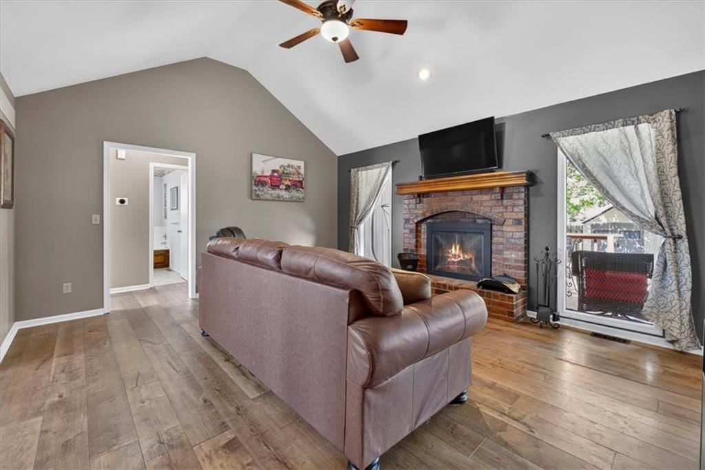 16000 Megan Street — photo 5