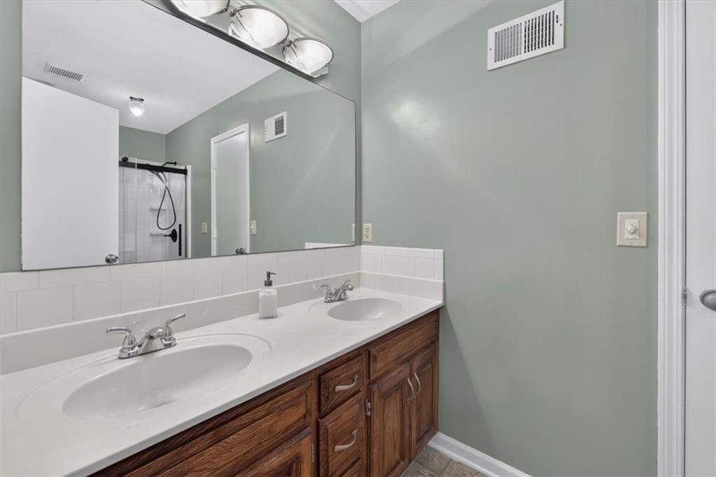 16000 Megan Street — photo 17