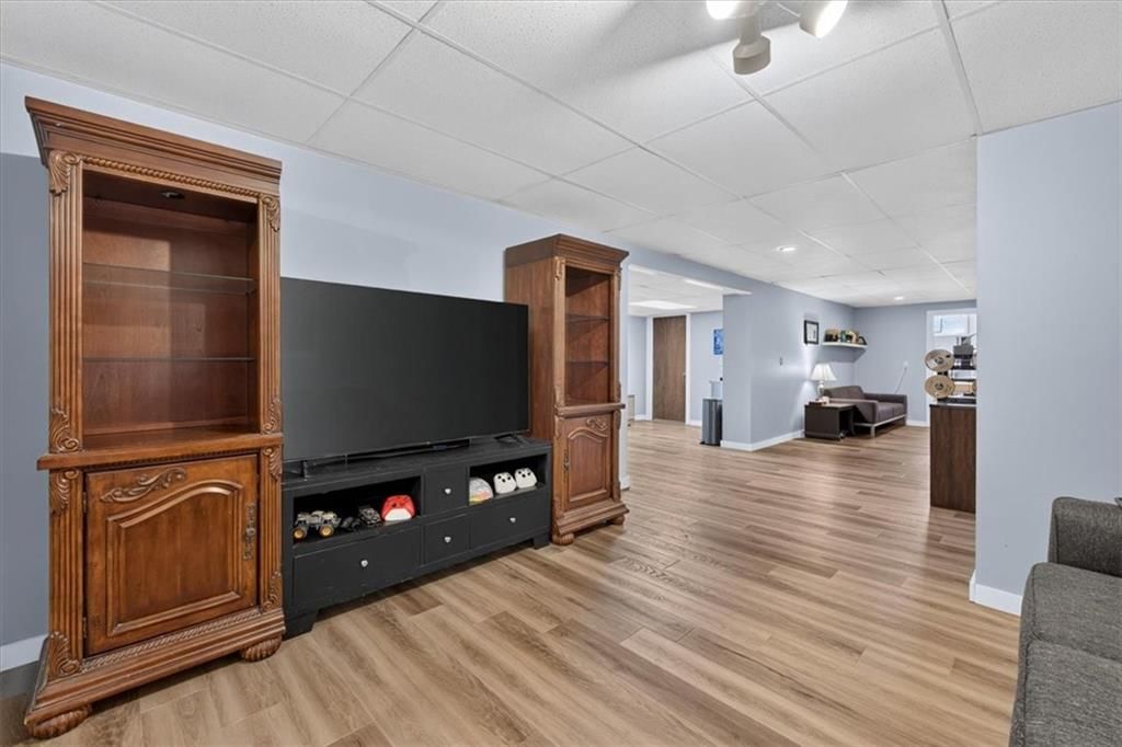 16000 Megan Street — photo 27