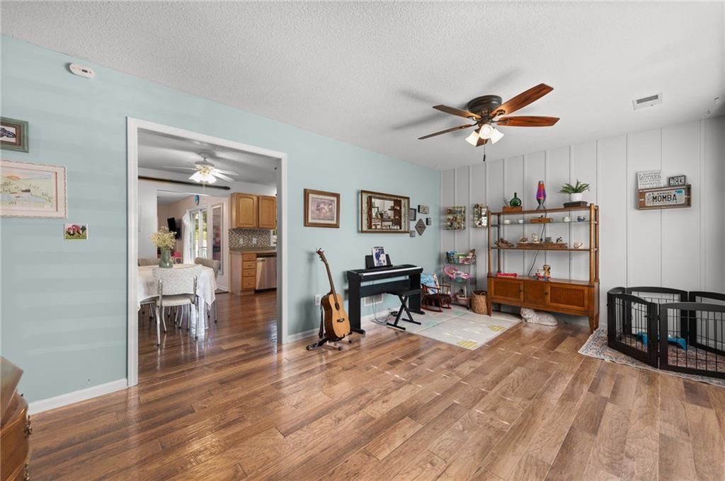5520 Barton Lane — photo 3