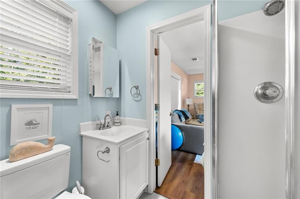 5520 Barton Lane — photo 9