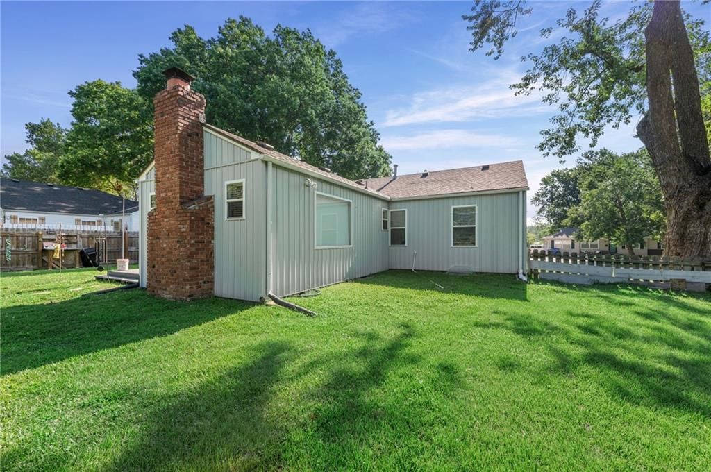 5520 Barton Lane — photo 15