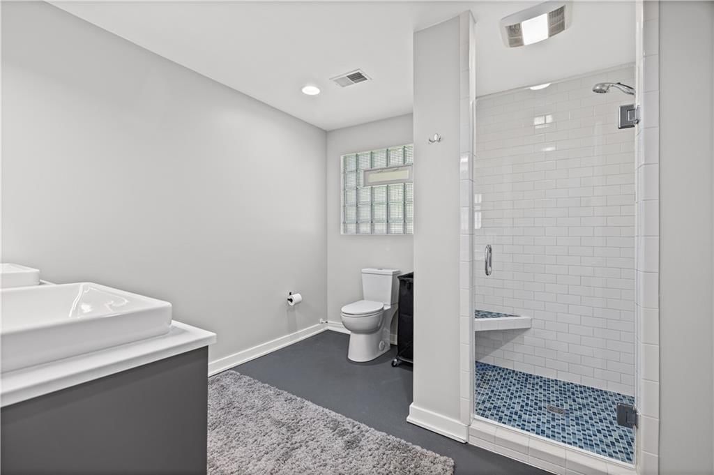 8201 W 64th Terrace — photo 25