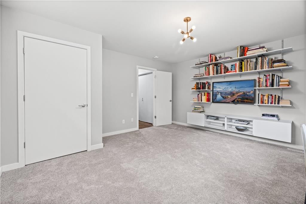 8201 W 64th Terrace — photo 28