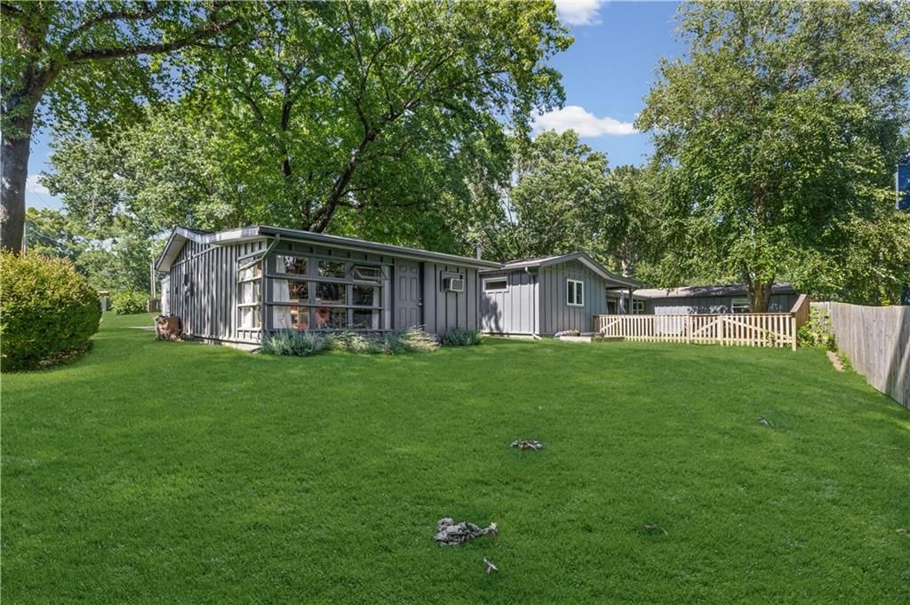 8201 W 64th Terrace — photo 43