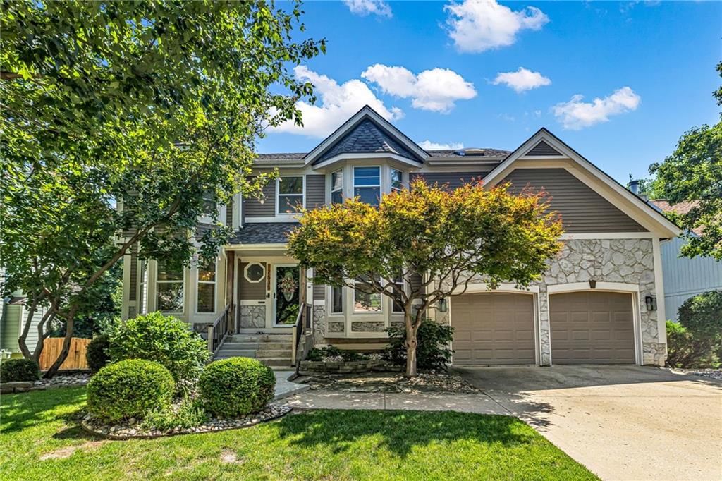 17635 W 113th Street — photo 1