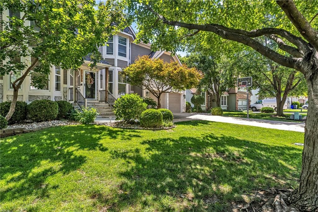 17635 W 113th Street — photo 3