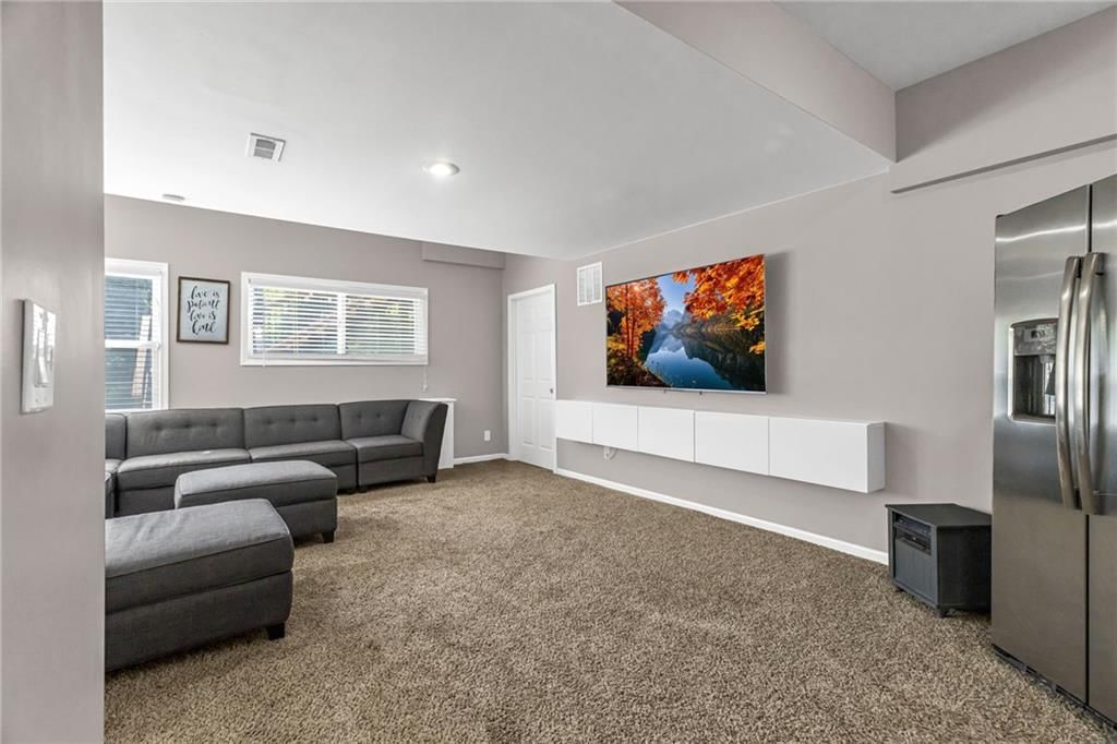 17635 W 113th Street — photo 30