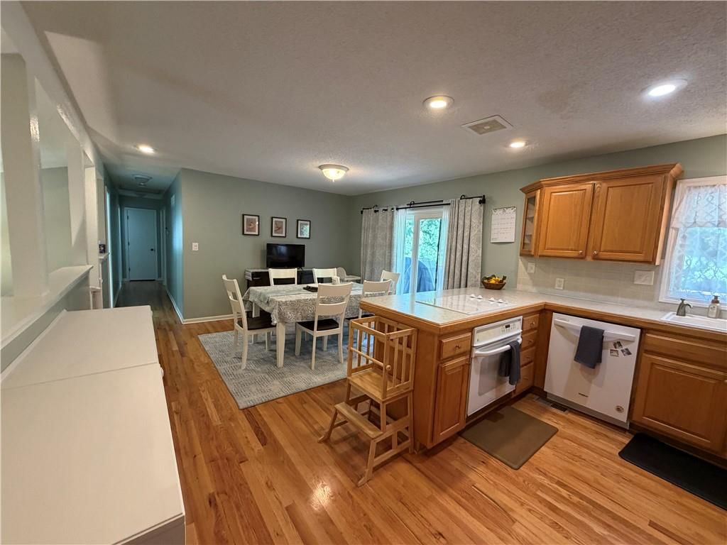 9307 Alden Street — photo 7