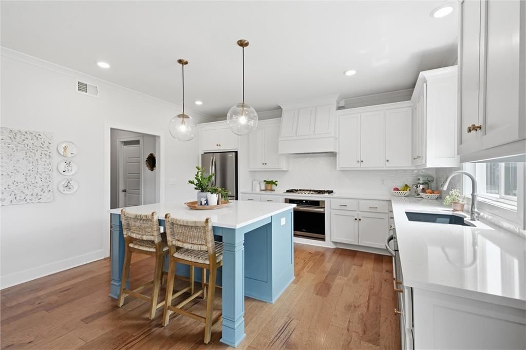 140 SE Riley Street — photo 14