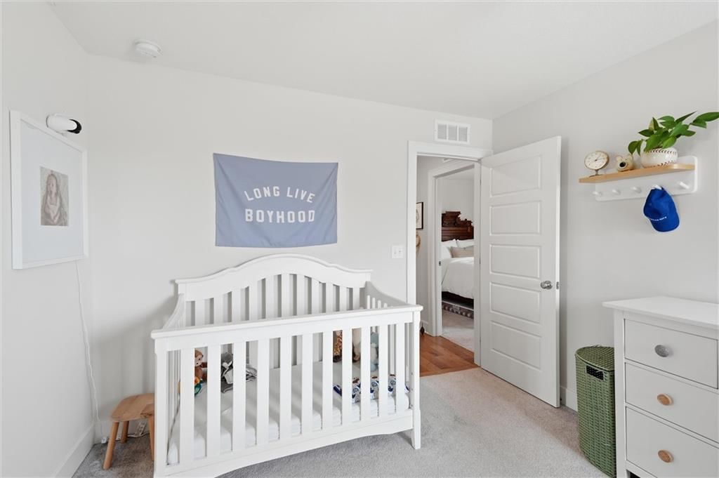 140 SE Riley Street — photo 37