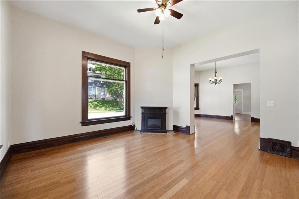 2420 Jules Street — photo 6