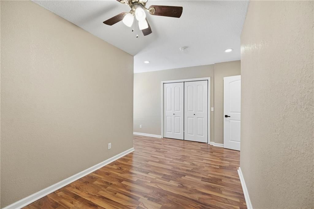 2420 Jules Street — photo 36